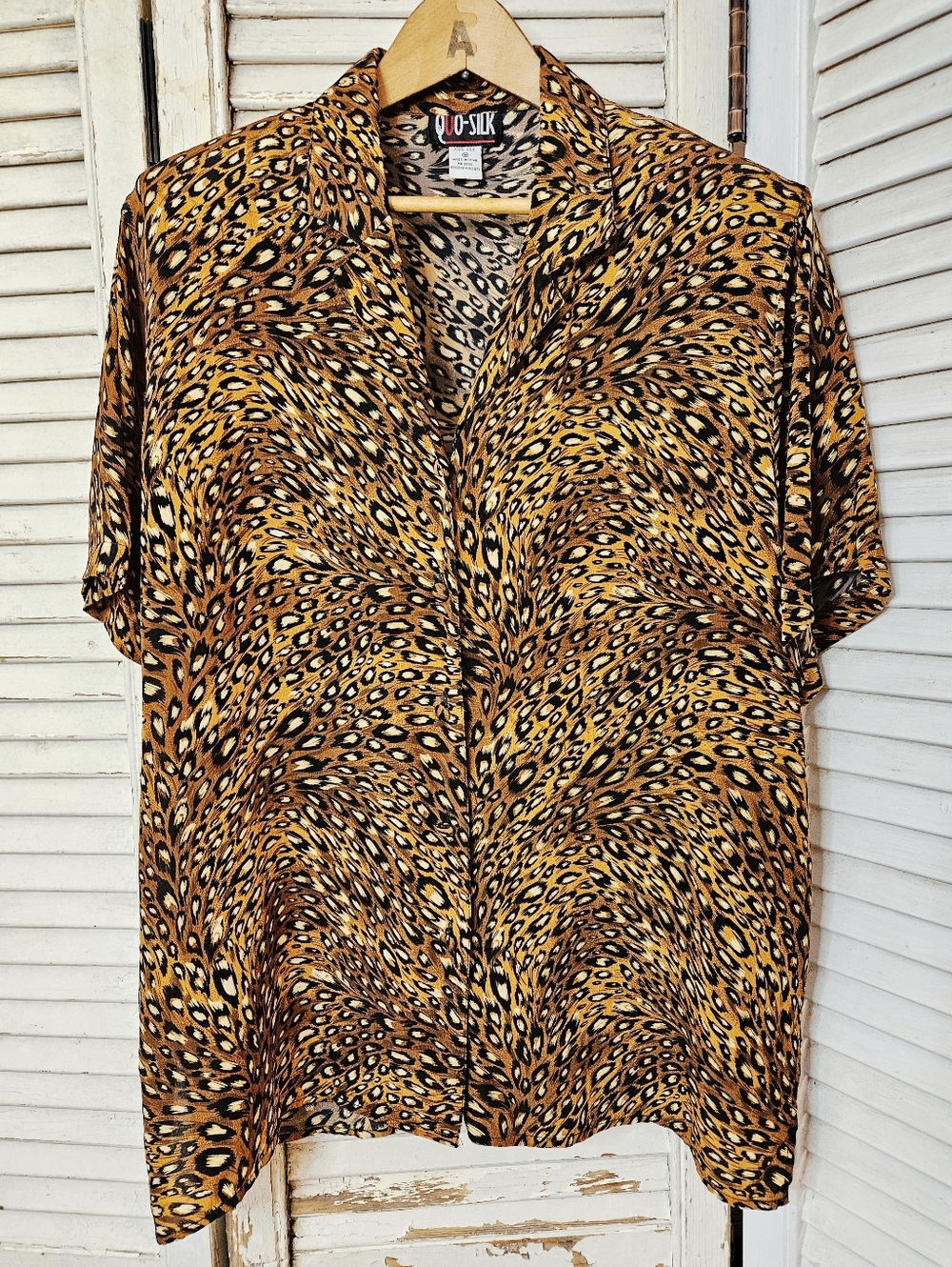 Vintage 90s 100% Silk Leopard Print Short Sleeve Blouse Medium